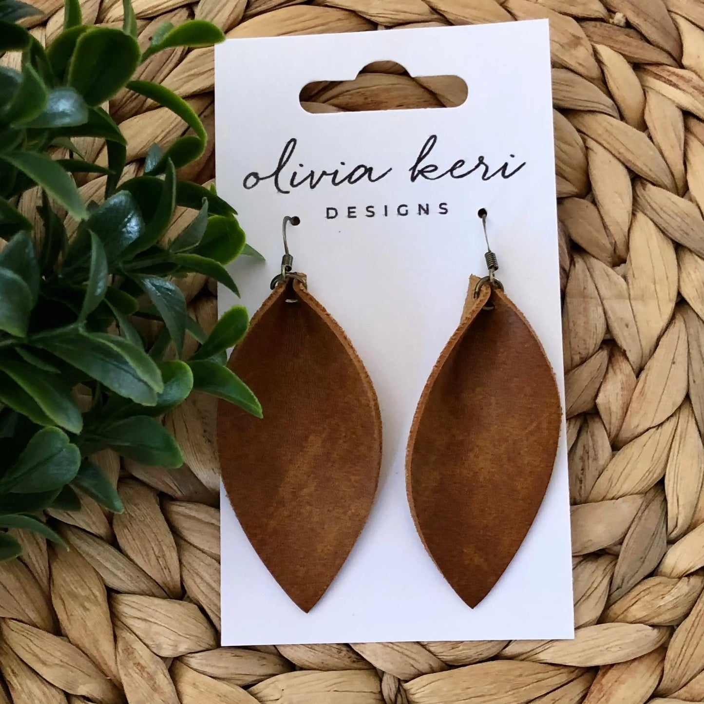 BROWN Brooklyn Petals - Genuine Leather